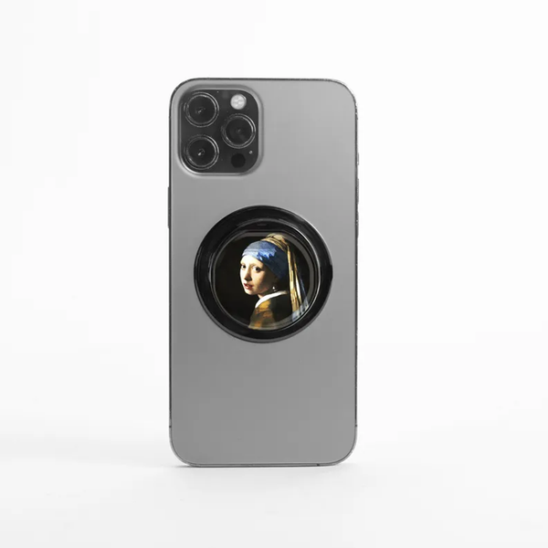 magHANDL O Pearl Earring