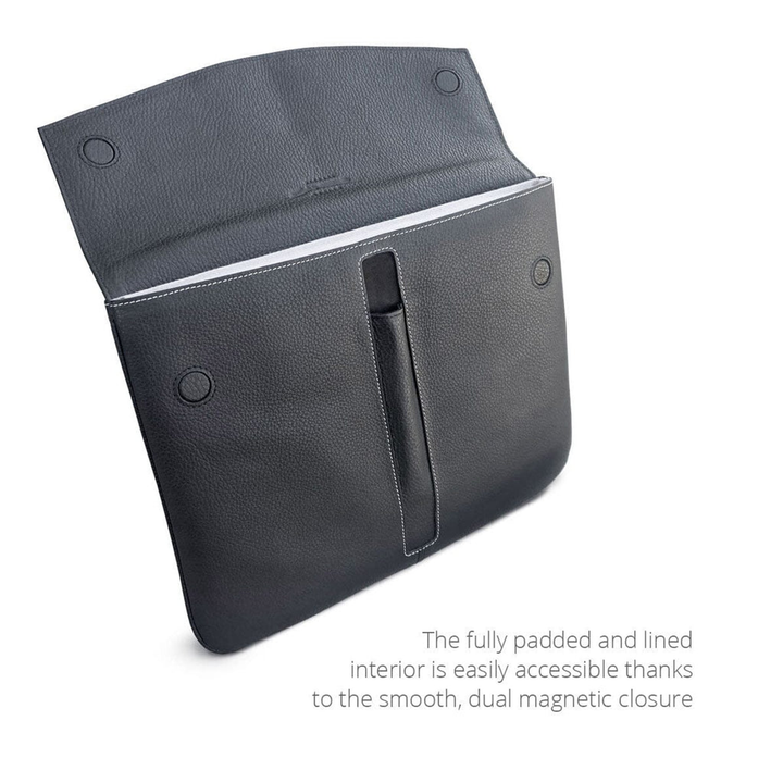 MacCase Premium Leather Magic Keyboard Sleeve -Black-4